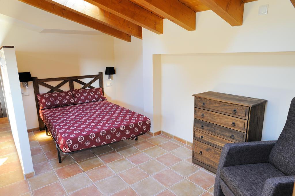 Fornols Apartaments Cal Climent מראה חיצוני תמונה